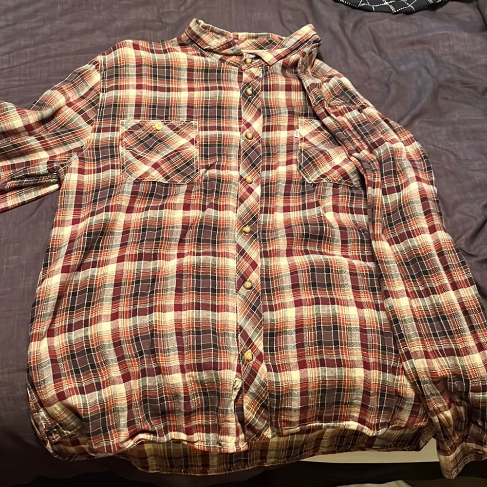 Levi button down XXXL but it runs small